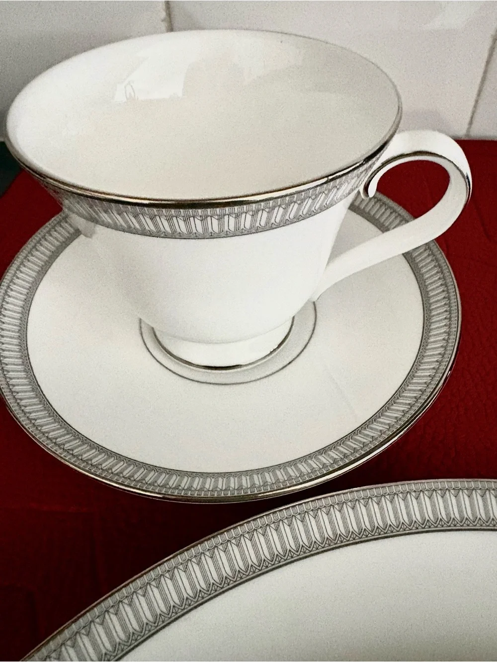 Classic Waterford Carina Platinum 5 piece place setting NEW !!